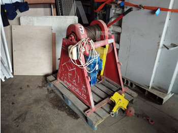 Lifting winch (Kėlimo gervė) - treuil