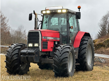 Tracteur agricole MASSEY FERGUSON 1000 series