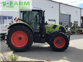 Tracteur agricole CLAAS Arion 660