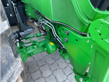 Tracteur agricole JOHN DEERE 6130R