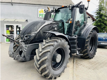 Tracteur agricole VALTRA T154