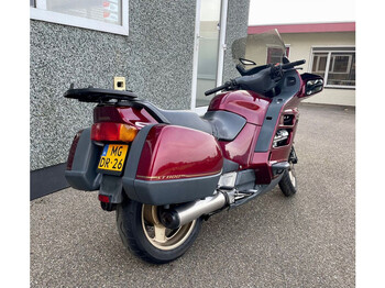 Motocyclette Honda ST 1100 PAN EUROPEAN: photos 3