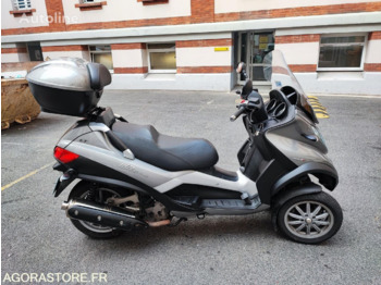 Piaggio MP3 40LT - Motocyclette
