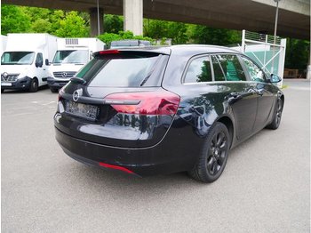 Voiture OPEL Insignia A Sports Tourer Business Edition: photos 1