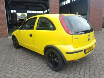 Voiture Opel CORSA-C 1200 benzine: photos 1