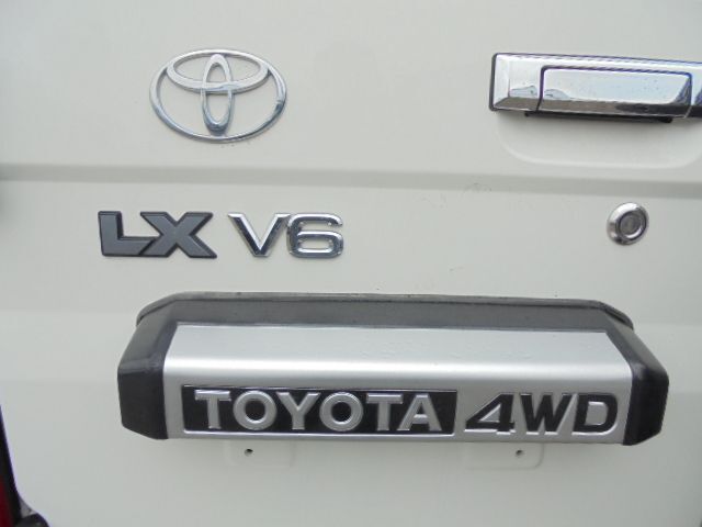 Voiture Toyota Land Cruiser NEW UNUSED LX V6: photos 6