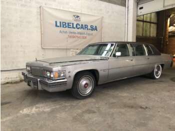 Voiture Cadillac Brougham fleet woud limousine 29000 km original