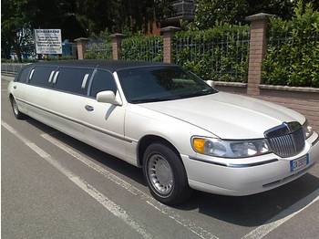 Lincoln Town Car - Voiture