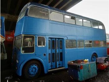 Bus à impériale Leyland Titan PD3 Double Decker Bus: photos 1