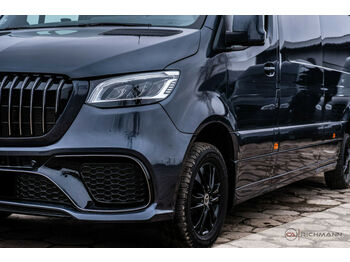 Minibus Mercedes-Benz Sprinter 319, LED, MBUX, BODYKIT, on stock