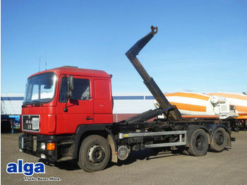 Camion ampliroll MAN 26.422, Hüffermann, 6,5 m. lang, 2 Liegen!