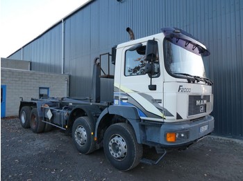 Camion ampliroll MAN F2000 35 403 8x4 GROS PONTS /BIG AXLES EURO 2