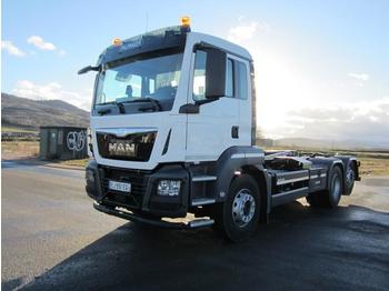 Camion ampliroll MAN TGS 26.400