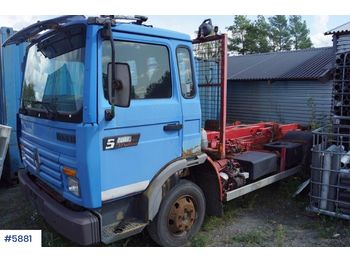 Camion ampliroll Renault 7,5 tonner