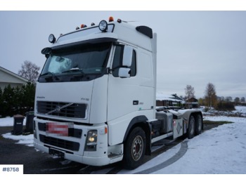 Camion ampliroll Volvo FH16