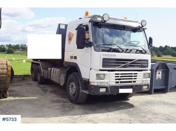 Camion ampliroll Volvo FM12