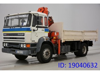 Camion benne DAF 2300 Turbo