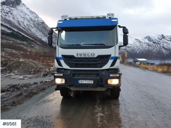 Camion benne Iveco AT 410 T