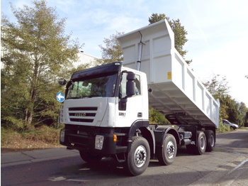 Camion benne Iveco TRAKKER 380 8X4