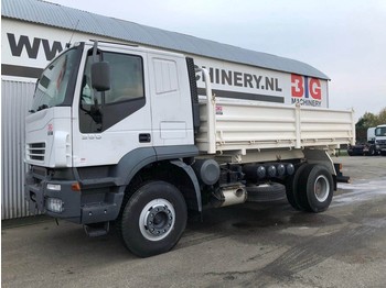 Camion benne Iveco Trakker 380 4x2 tipper
