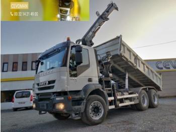 Camion benne Iveco Trakker 450 6x4