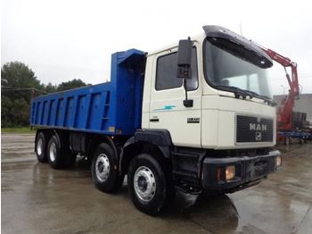 Camion benne MAN