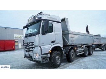 Camion benne Mercedes Arocs