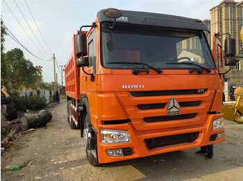 SINOTRUK Howo Dump truck 371 - camion benne