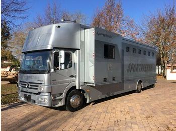 Camion bétaillère Mercedes-Benz Pferdetransporter