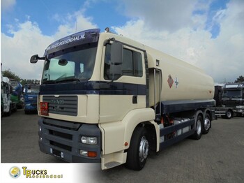 Camion citerne MAN TGA 26.440 4 Compartments + 20.000 L + ADR + 6X2