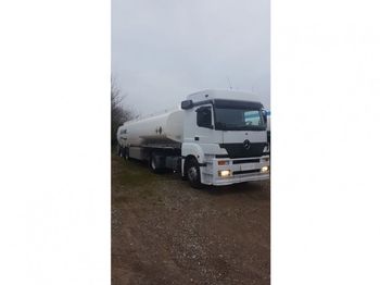 Camion citerne Mercedes Benz
