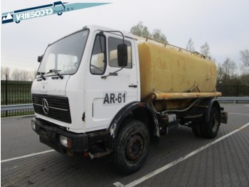 Camion citerne Mercedes-Benz 1613 Watertank