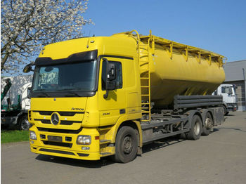 Camion citerne Mercedes-Benz Actros 2544 L6x2 Silo 31.000ltr, Lift/Lenk
