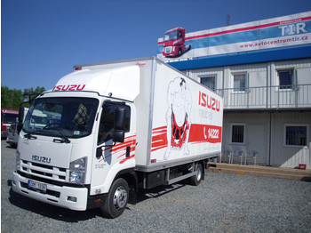  ISUZU 11.205 - Camion fourgon