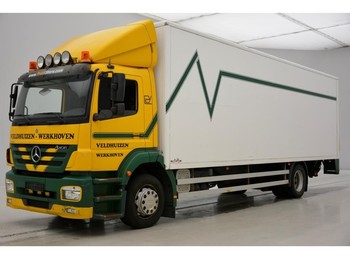 Camion fourgon Mercedes-Benz Axor 1823L