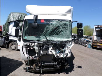 Camion fourgon RENAULT D