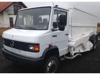Camion multibenne MERCEDES-BENZ VARIO