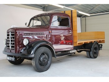 Camion plateau Borgward B 1500/32