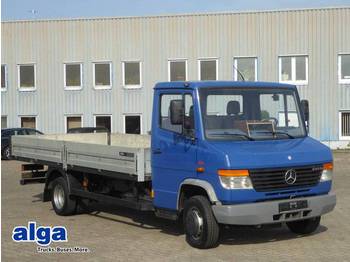 Camion plateau ridelle Mercedes-Benz 614 D Vario