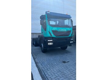IVECO AD 380 T 38H - EURO 3 - NEW - châssis cabine