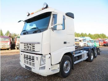 Châssis cabine Volvo FH540 6x2*4 ADR Chassis