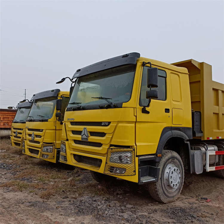 Camion benne HOWO HOWO 6x4-375 tipper: photos 13
