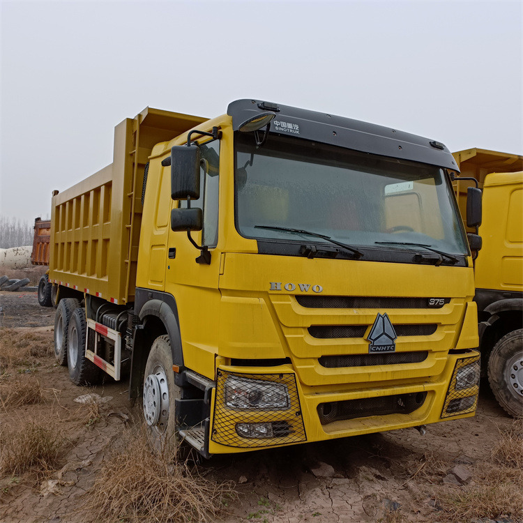 Camion benne HOWO HOWO 6x4-375 tipper: photos 10