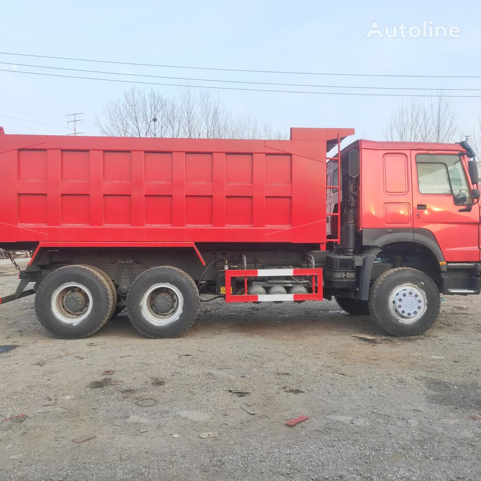 Camion benne Howo 6X4 Middle Lift: photos 6