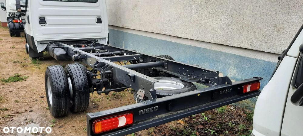Châssis cabine neuf Iveco Daily 70C18: photos 3