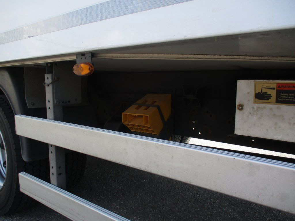 Camion frigorifique Iveco ML120E25: photos 15