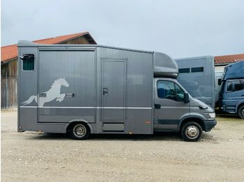 Camion bétaillère Iveco Pferdetransporter: photos 1