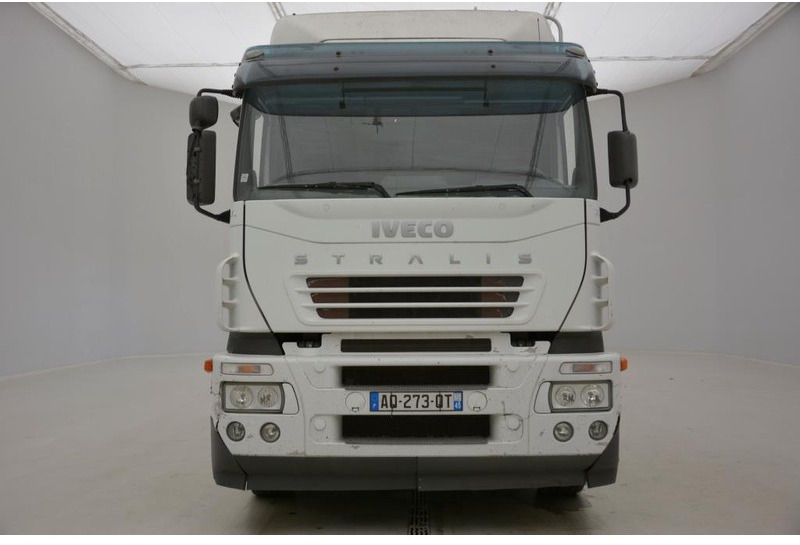 Camion citerne Iveco Stralis 350 - 6x2 grain silo: photos 3
