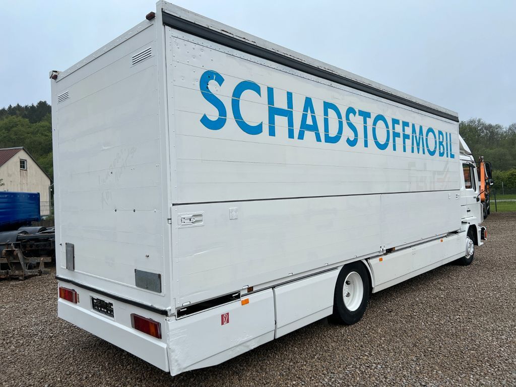 Camion pour le transport de boissons MAN 14.272 Schwenkwand / Schadstoffmobil: photos 2