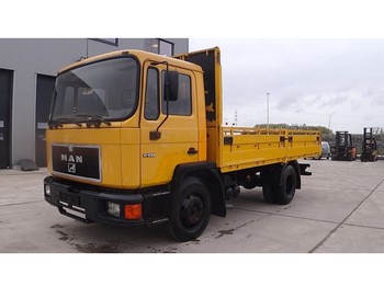 Camion plateau MAN 17.232 (6 CYLINDER / FULL STEEL SUSPENSION): photos 1